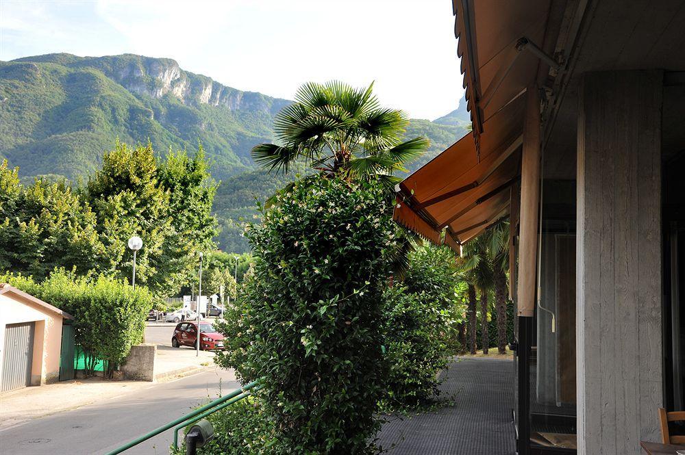 Hotel Cristallo Barga Fornaci di Barga Екстериор снимка
