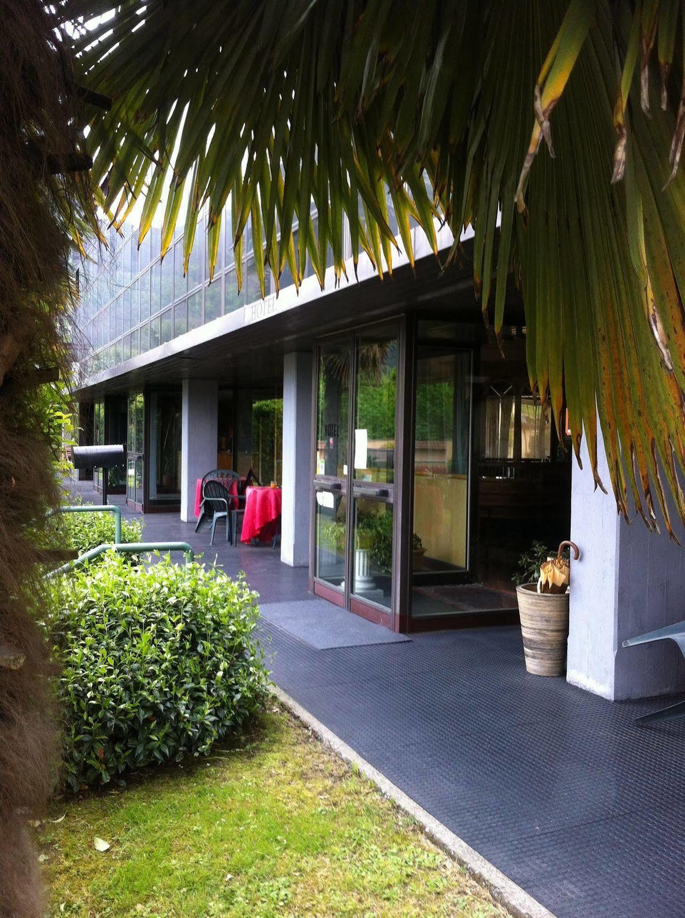 Hotel Cristallo Barga Fornaci di Barga Екстериор снимка